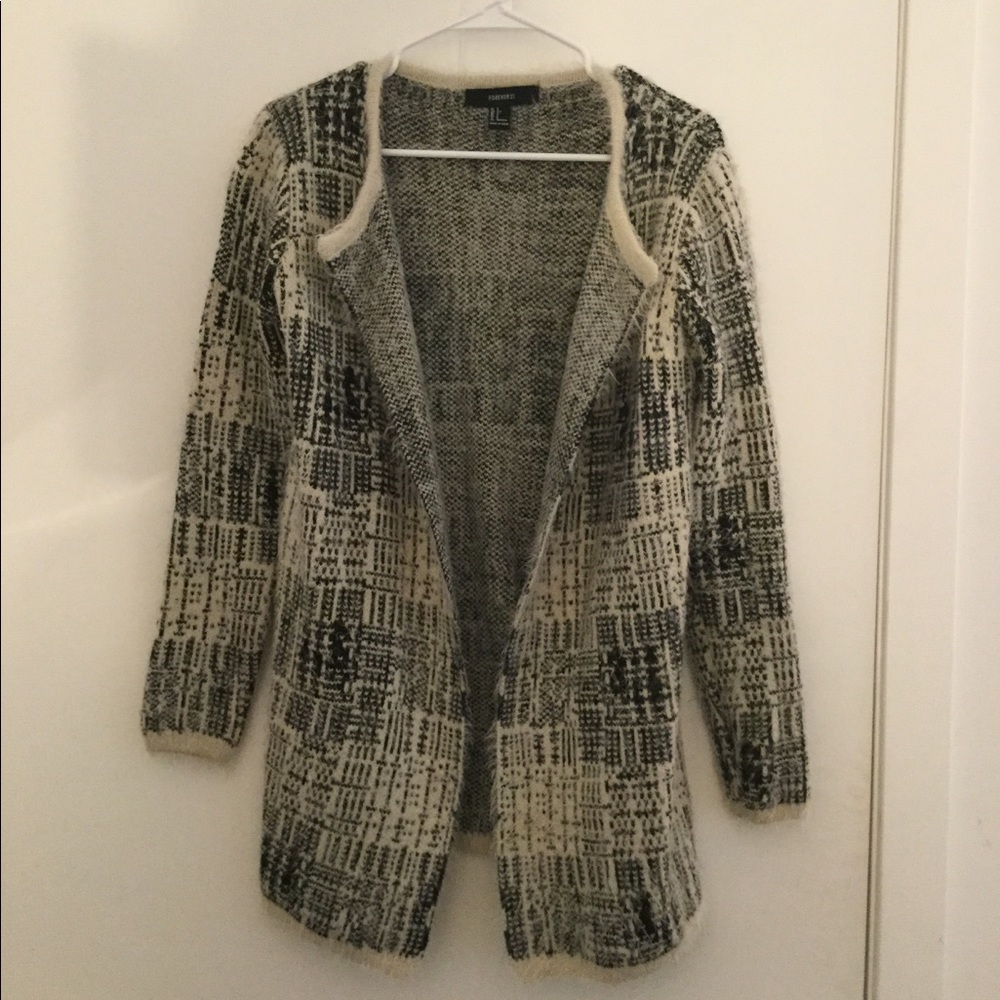 Practically New Printed Navy/Cream Sweater/Jacket